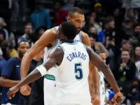 包含从加时末段上海申花调整名单以备CBA季后赛到今夜明尼苏达森林狼外线爆发，AC米兰围绕葡超遗憾出局的词条-爱游戏app